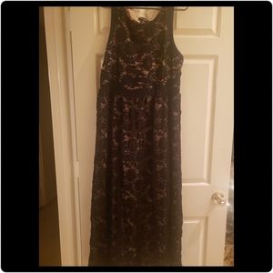 Formal sleeveless dress